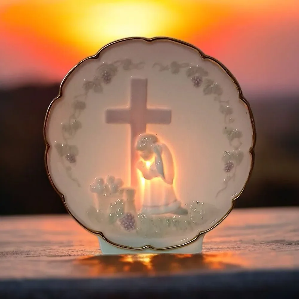 Praying Girl Porcelain Night Light Lamp Boudoir Bedside Religious Cross Vintage.